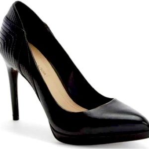 BCBG Max Azria Donovan Platform Pumps Size 9